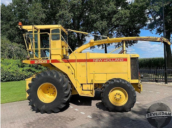 Kmetijski stroj New Holland 2305: slika 4