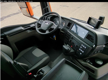 Vakuumski tovornjak MAN TGS (TG3) 35.510 8x4-4 BL CH Canalmaster F 135 E: slika 4 Vakuumski tovornjak MAN TGS (TG3) 35.510 8x4-4 BL CH Canalmaster F 135 E: slika 4