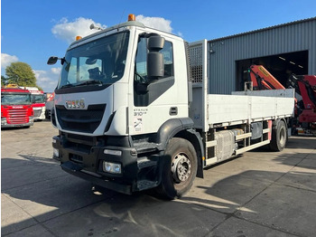 Tovornjak z dvigalom IVECO Stralis