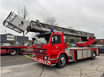Gasilsko vozilo SCANIA P82