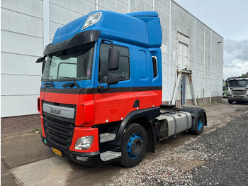 Vlačilec DAF CF 400