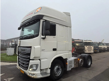 Vlačilec DAF XF 450