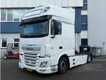 Vlačilec DAF XF 460