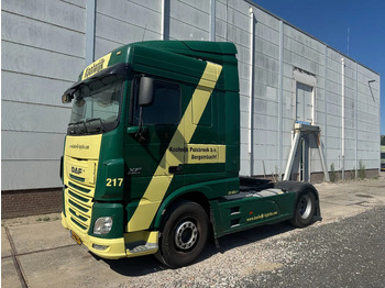 Vlačilec DAF XF 460