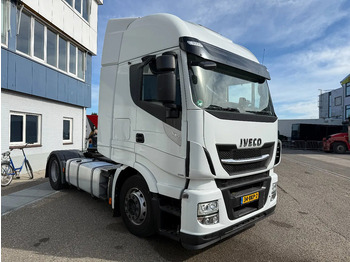 Vlačilec IVECO Stralis HI-WAY