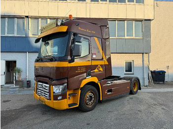 Vlačilec RENAULT T 460