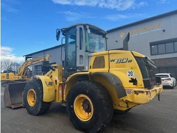Kolesni nakladalec NEW HOLLAND
