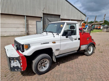 Dostavno vozilo TOYOTA Land Cruiser