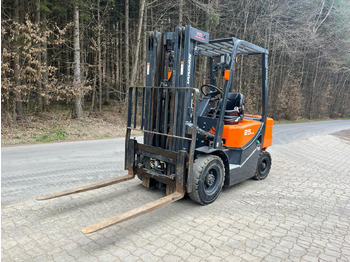 Diesel viličar Doosan D 25 GP: slika 3
