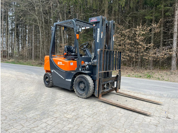 Diesel viličar Doosan D 25 GP: slika 4