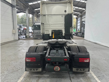 Vlačilec DAF XF 106.460 Superspacecab: slika 4 Vlačilec DAF XF 106.460 Superspacecab: slika 4