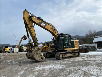 Bager goseničar CATERPILLAR 320EL