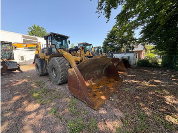 Kolesni nakladalec CATERPILLAR 972K