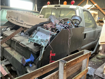 Dostavno vozilo 1999 FORD F-350 COMMERCIAL VEHICLE: slika 2 Dostavno vozilo 1999 FORD F-350 COMMERCIAL VEHICLE: slika 2