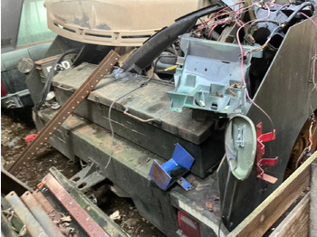 Dostavno vozilo 1999 FORD F-350 COMMERCIAL VEHICLE: slika 5 Dostavno vozilo 1999 FORD F-350 COMMERCIAL VEHICLE: slika 5