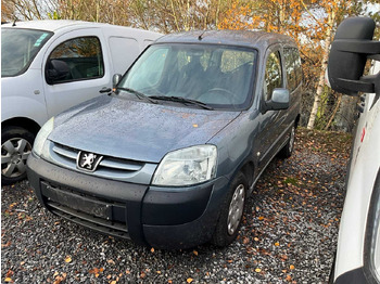 Dostavno vozilo PEUGEOT Partner