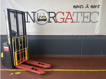 Stroj za zlaganje HYSTER