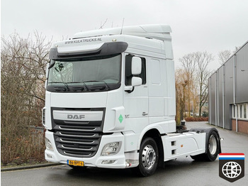 Vlačilec DAF XF 440