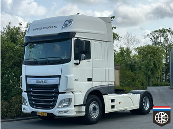 Vlačilec DAF XF 460