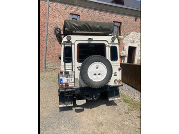 Avtomobil LAND ROVER