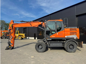 Bager na kolesih DOOSAN DX140