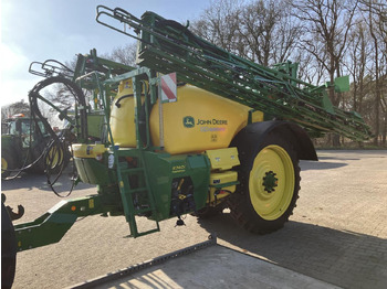 Vlečna škropilnica John Deere R740i: slika 2