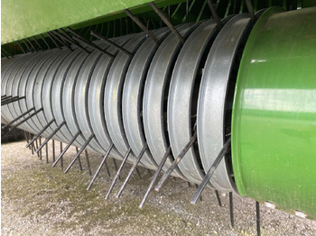Samo-nakladalni voz Krone MX 370 GD: slika 4