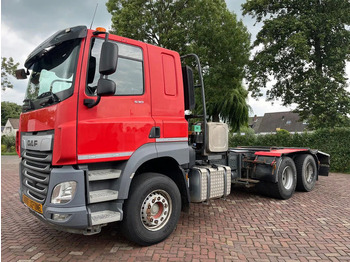 Tovornjak zabojnik DAF CF