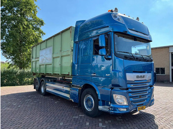 Kontejnerski tovornjak/ Tovornjak z zamenljivim tovoriščem DAF XF 530