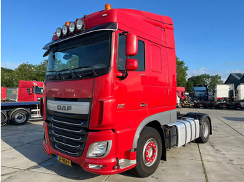 Vlačilec DAF XF 440