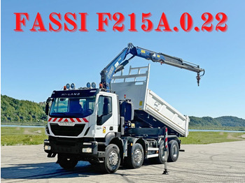 Tovornjak z dvigalom IVECO Trakker