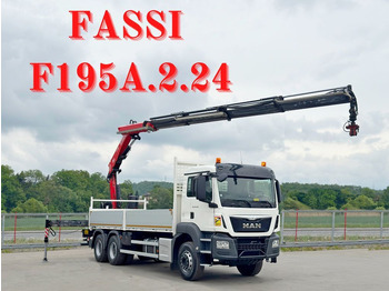 Tovornjak z dvigalom MAN TGS 26.360