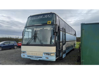 Potovalni avtobus VOLVO