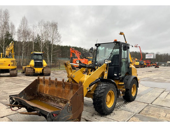 Kolesni nakladalec Caterpillar 908M: slika 3