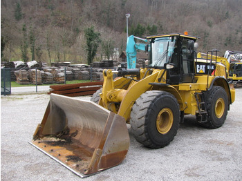 Kolesni nakladalec CATERPILLAR 966K