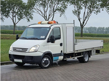 Tovornjak s kesonom IVECO Daily