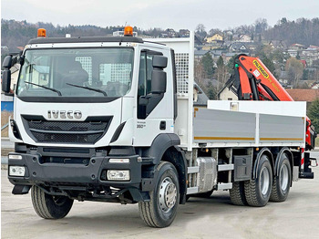 Tovornjak s kesonom, Tovornjak z dvigalom Iveco TRAKKER 360 * PRITSCHE 6,80* PK 16002 B+FUNK*6x4: slika 4