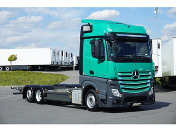 Kontejnerski tovornjak/ Tovornjak z zamenljivim tovoriščem MERCEDES-BENZ Actros 2548