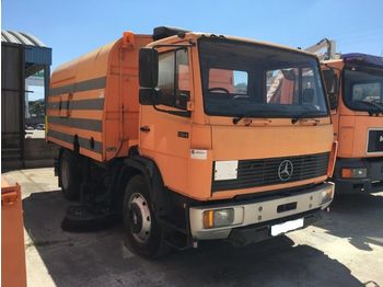 Vozilo za pometanje MERCEDES-BENZ 1314 6 cylinder manual fuel pump: slika 1