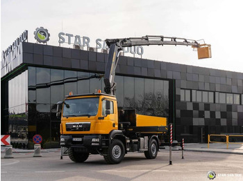 Tovornjak z dvigalom MAN TGM 18.340