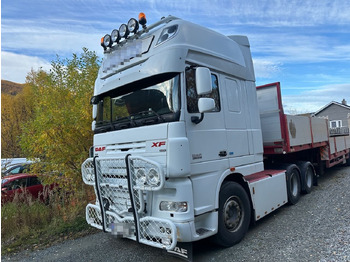 Vlačilec DAF XF 105