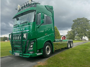 Kotalni prekucni tovornjak VOLVO FH16