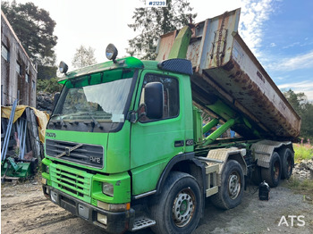 Kotalni prekucni tovornjak VOLVO FM12