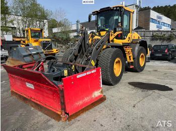 Kolesni nakladalec VOLVO L60H