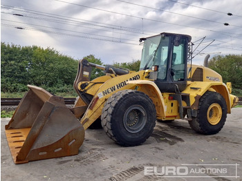 Kolesni nakladalec NEW HOLLAND