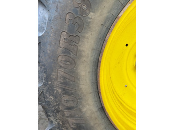 Traktor John Deere 6210 R: slika 5