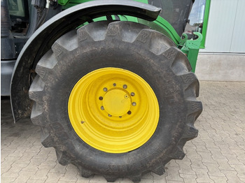 Traktor John Deere 6210 R: slika 3