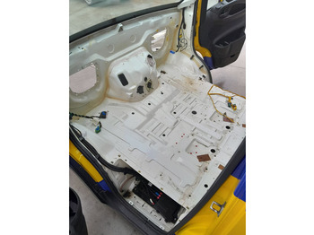 Kabina in notranjost za Tovornjak Iveco DAILY: slika 3