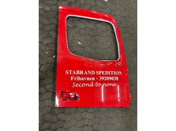 Kabina in notranjost MERCEDES-BENZ