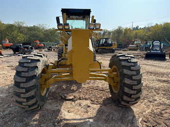 Greder CATERPILLAR 140H: slika 2